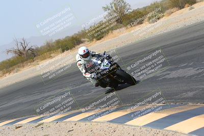 media/Mar-28-2022-Superbike Trackdays (Mon) [[b8603d0f67]]/Open Track Time/Turn 3 Inside/